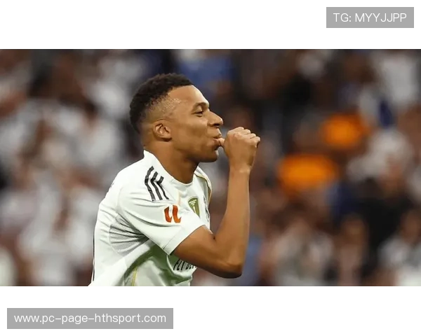 姆巴佩禁区推进中节奏控制极佳